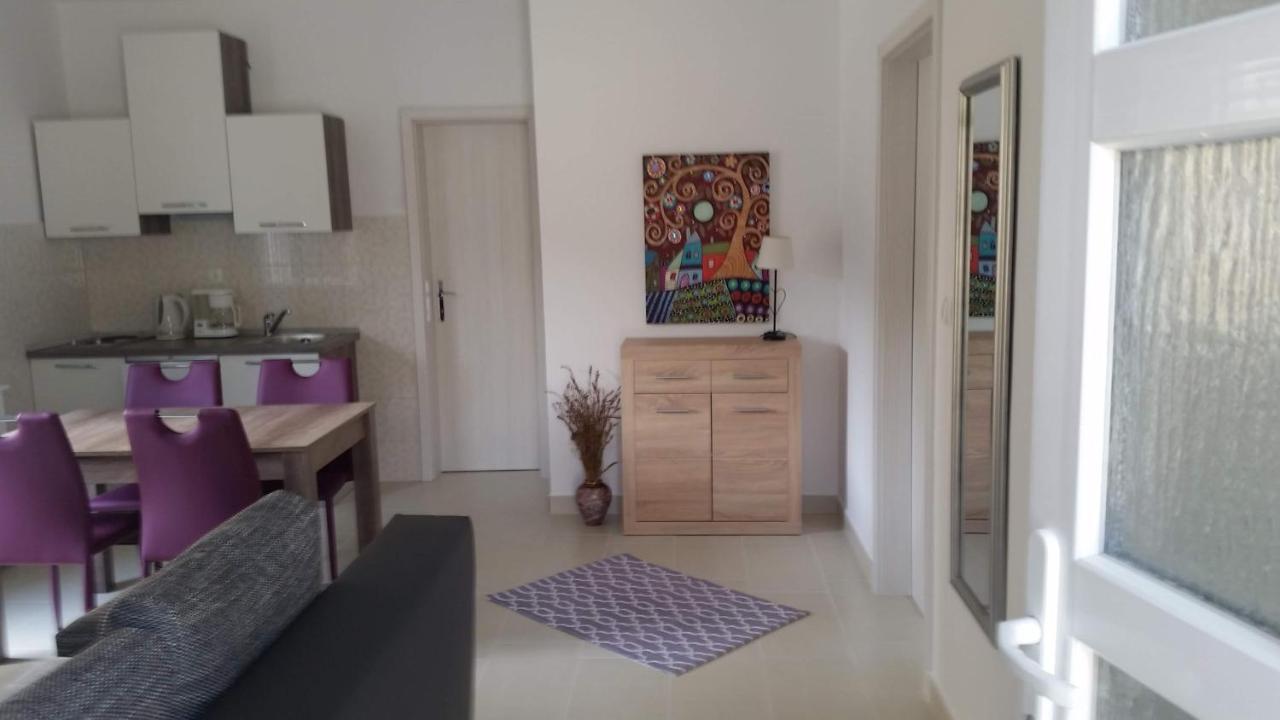 Apartments Antica Rab Town Exterior foto