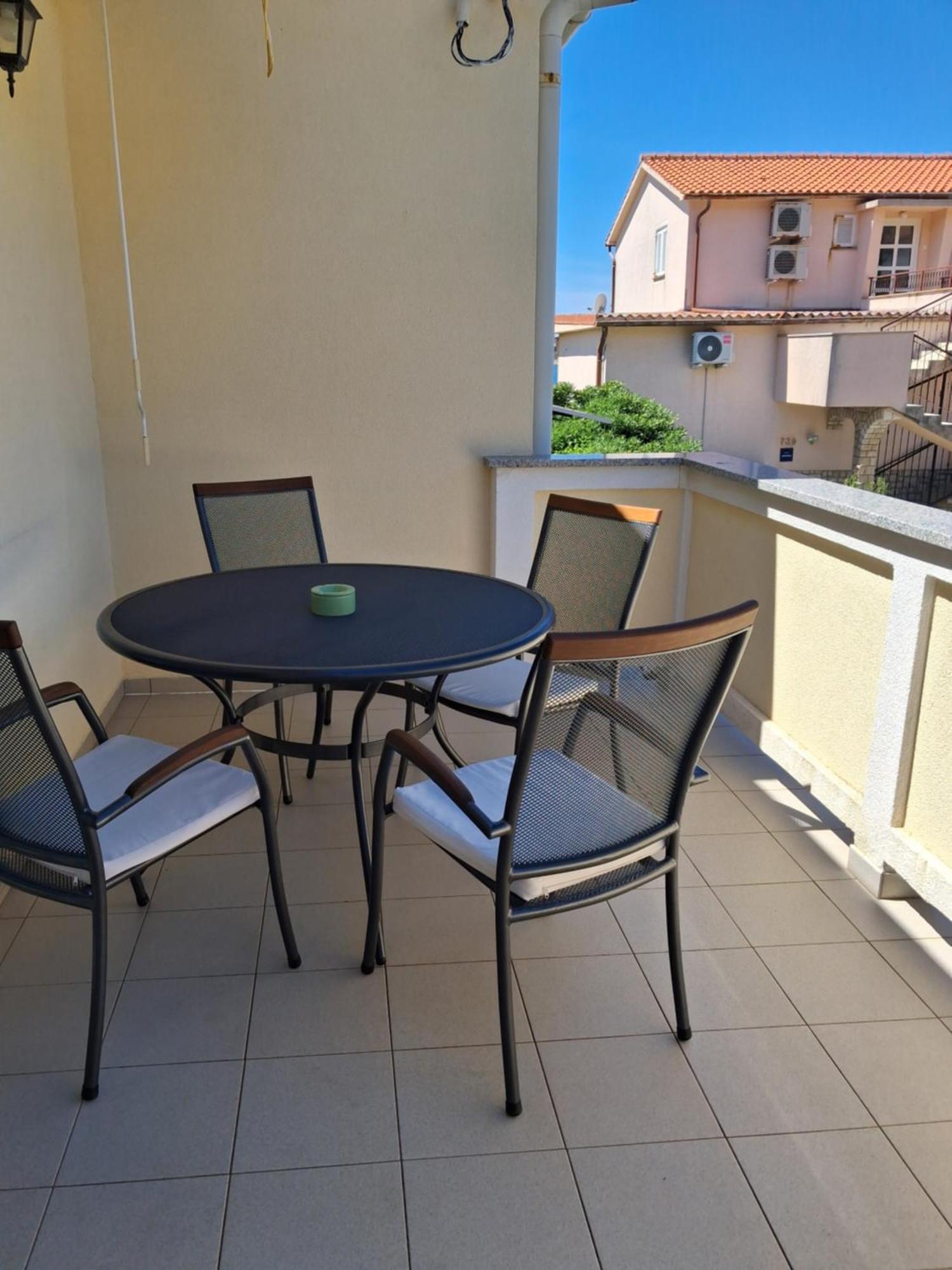Apartments Antica Rab Town Quarto foto