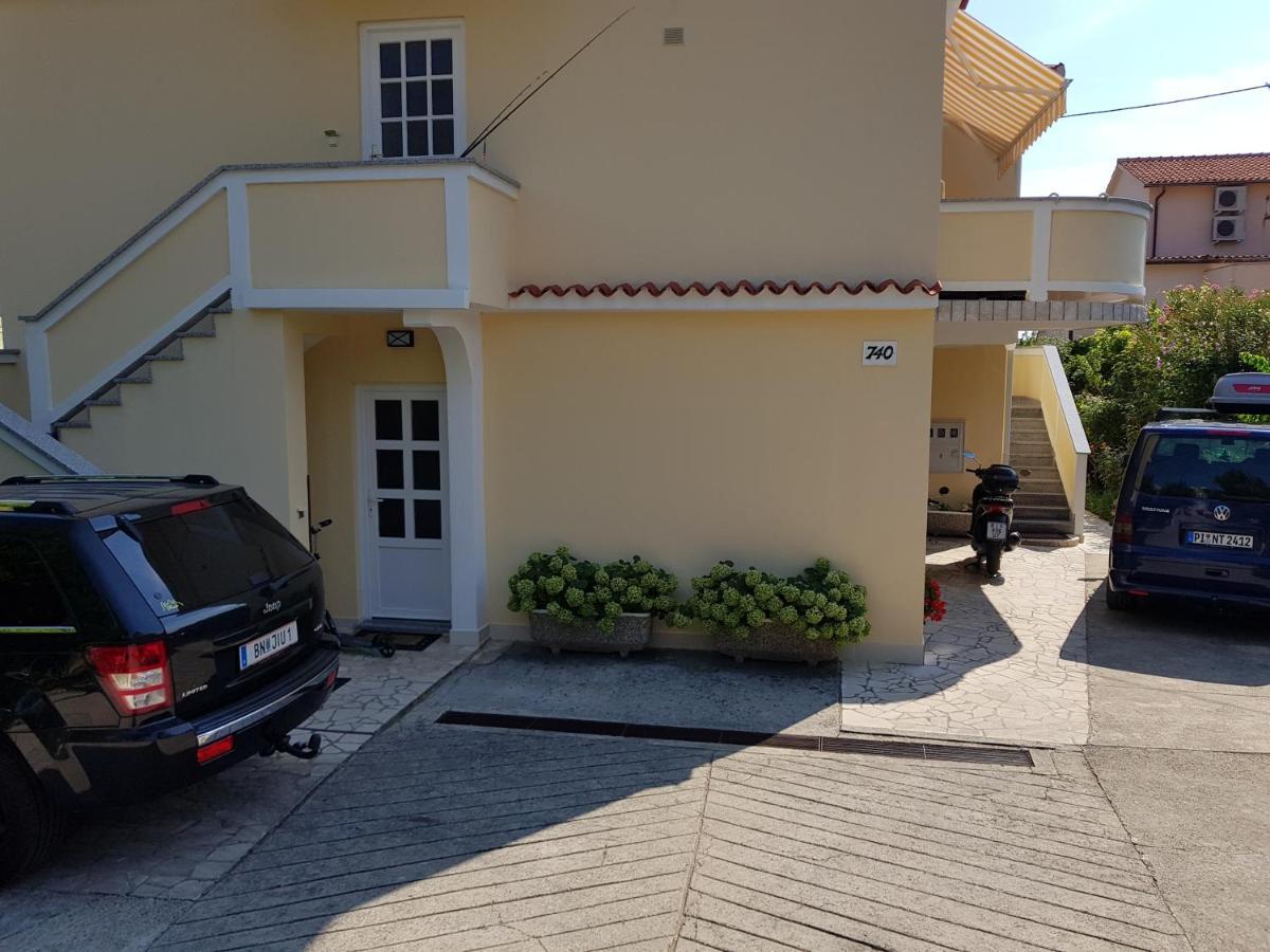 Apartments Antica Rab Town Exterior foto